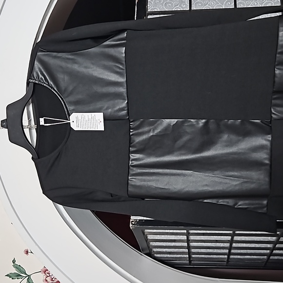 Small Made with ❤️ - Picture 2 of 6